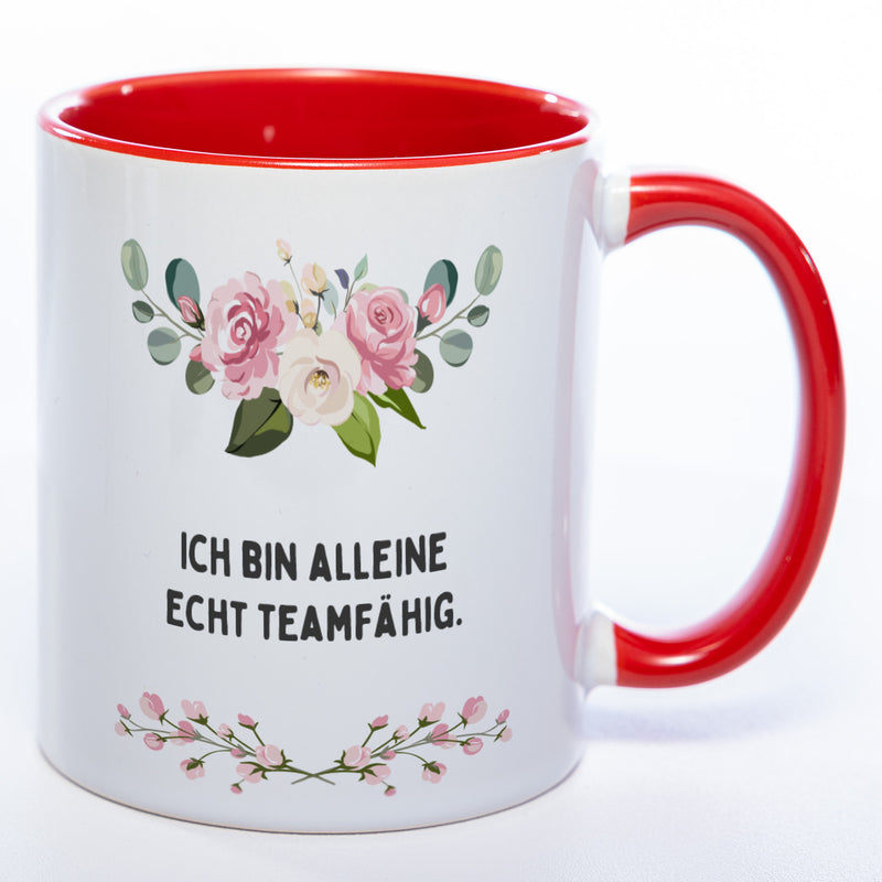 Blümchen-Tasse mit Spruch "Ich bin alleine echt teamfähig." - Lustige Kaffeetasse spülmaschinenfest