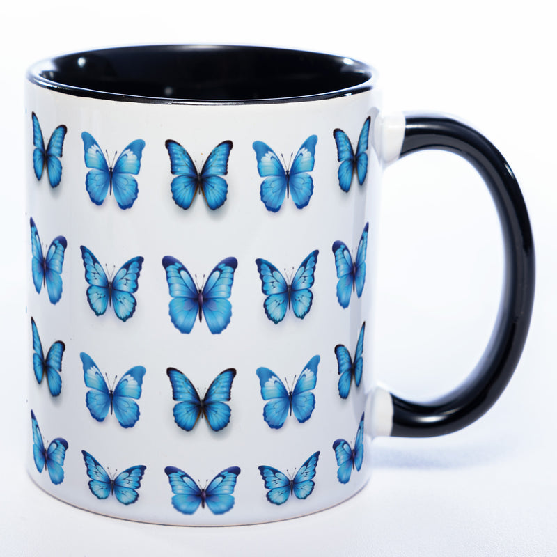Spülmaschinenfeste Tasse mit vielen blauen Schmetterlingen - Kaffeetasse
