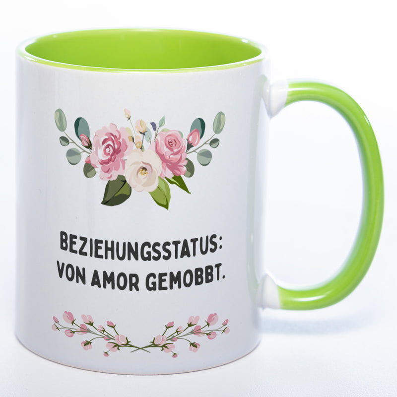 Blümchen-Tasse mit Spruch "Beziehungsstatus: von Amor gemobbt." - Lustige Kaffeetasse spülmaschinenfest
